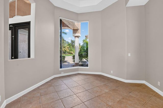 8100 Muirhead Circle, Boynton Beach, FL 33472
