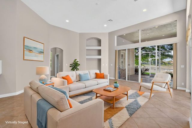 8100 Muirhead Circle, Boynton Beach, FL 33472