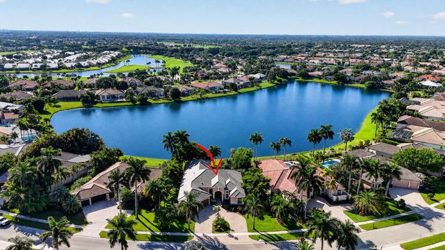 8100 Muirhead Circle, Boynton Beach, FL 33472
