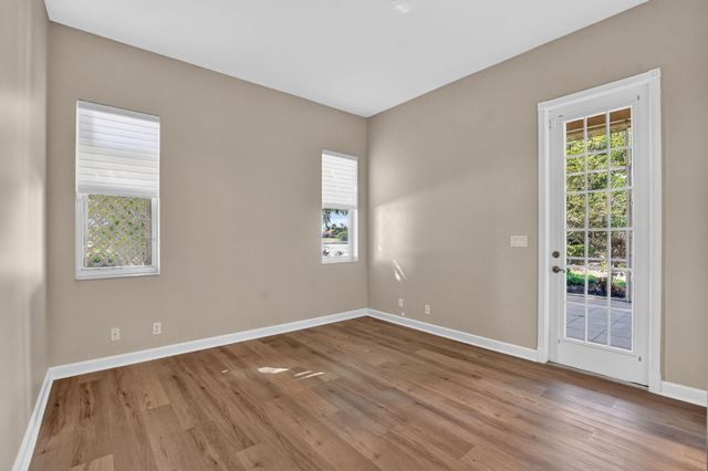 8100 Muirhead Circle, Boynton Beach, FL 33472