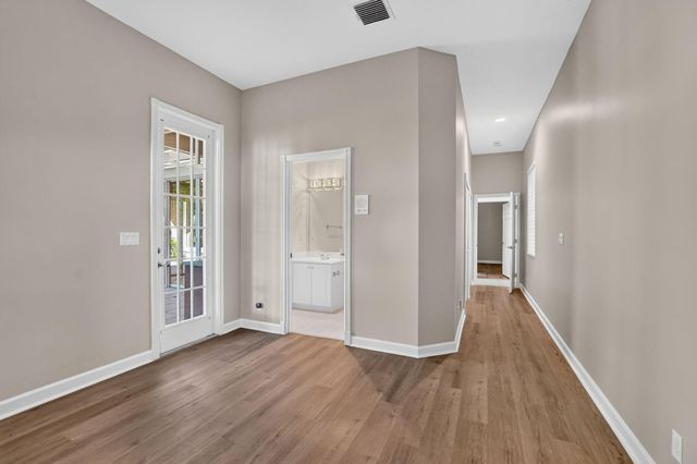 8100 Muirhead Circle, Boynton Beach, FL 33472
