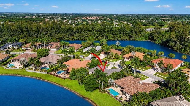 8100 Muirhead Circle, Boynton Beach, FL 33472