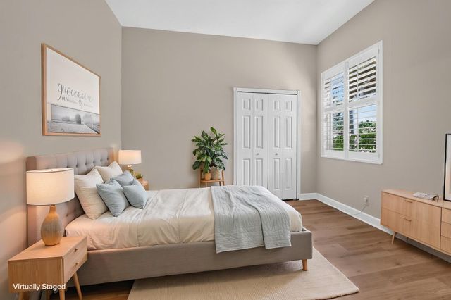8100 Muirhead Circle, Boynton Beach, FL 33472