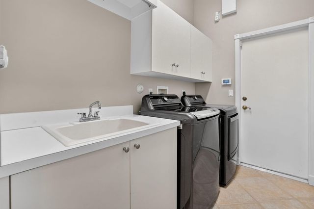 8100 Muirhead Circle, Boynton Beach, FL 33472