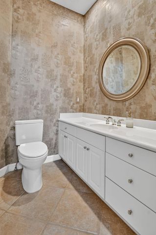 8100 Muirhead Circle, Boynton Beach, FL 33472