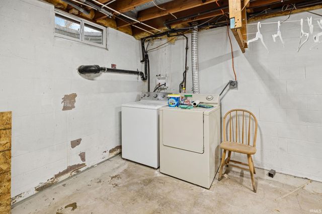 17 Wea Oaks Drive, Lafayette, IN 47909