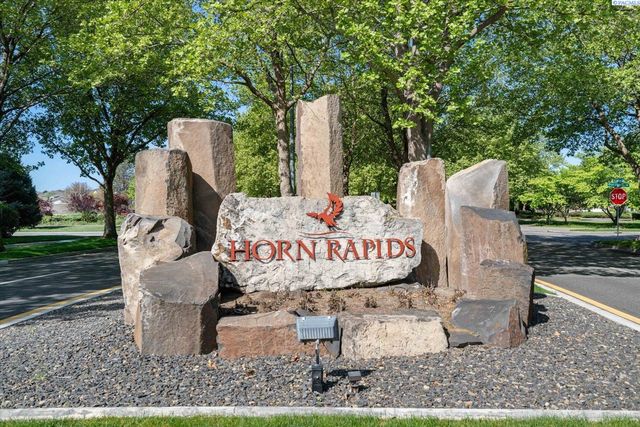 3020 Redrock Ridge Loop, Richland, WA 99354