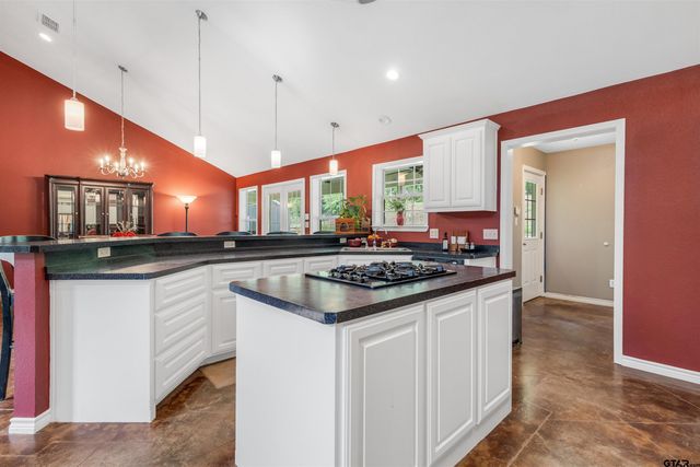 2657 CR 2724, Mineola, TX 75773