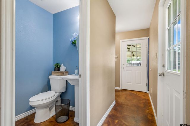 2657 CR 2724, Mineola, TX 75773