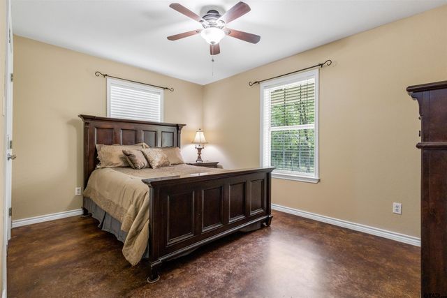 2657 CR 2724, Mineola, TX 75773