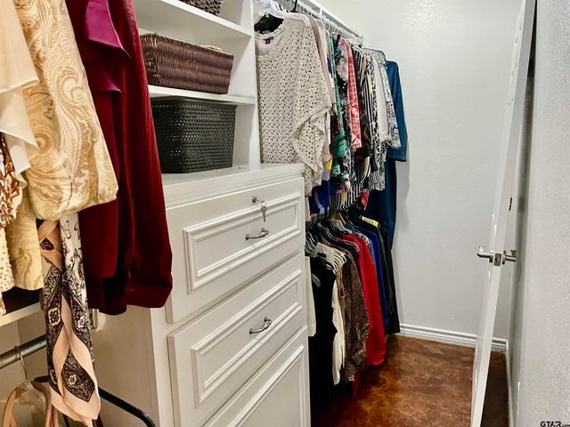 2657 CR 2724, Mineola, TX 75773