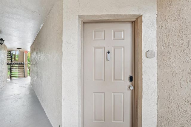 2926 S University Dr 6204, Davie, FL 33328