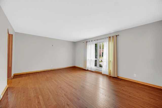1634 Wilson Street, Munster, IN 46321
