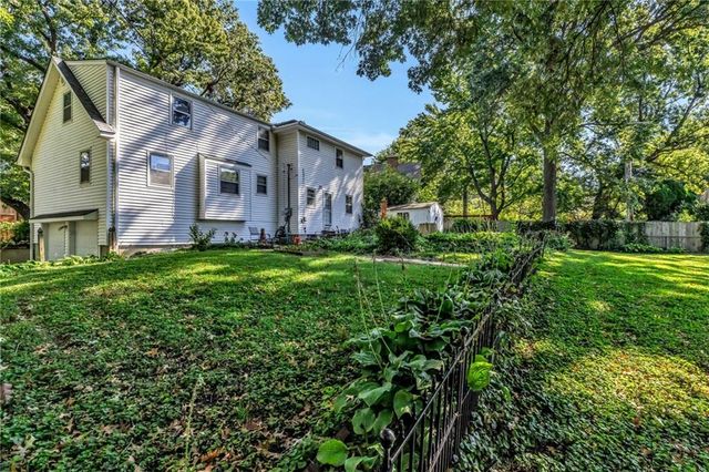 9766 Craig Drive, Overland Park, KS 66212