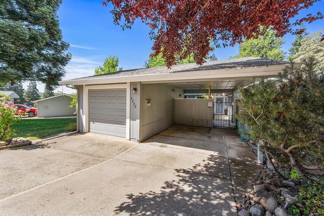 3278 Amethyst Dr, Cameron Park, CA 95682