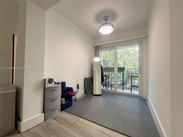 454 SW 5th Ave 7, Fort Lauderdale, FL 33315