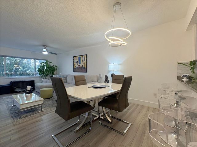 454 SW 5th Ave 7, Fort Lauderdale, FL 33315