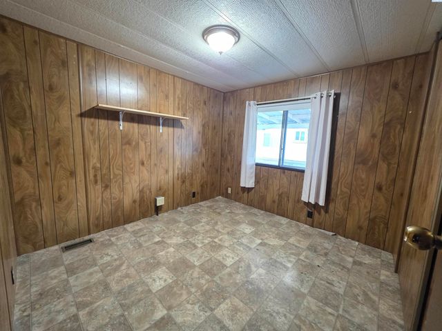700 N Road 32 # 23, Pasco, WA 99301