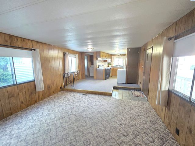 700 N Road 32 # 23, Pasco, WA 99301