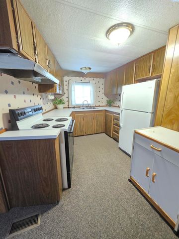 700 N Road 32 # 23, Pasco, WA 99301