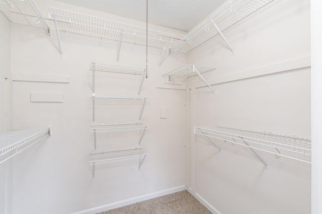 1060 Oakwood Court, 4, Independence, KY 41051