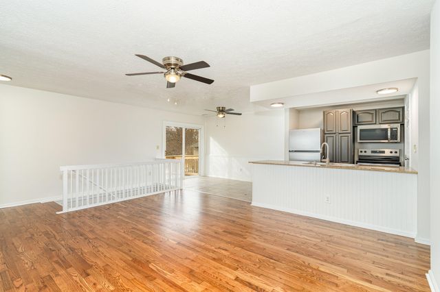 1060 Oakwood Court, 4, Independence, KY 41051