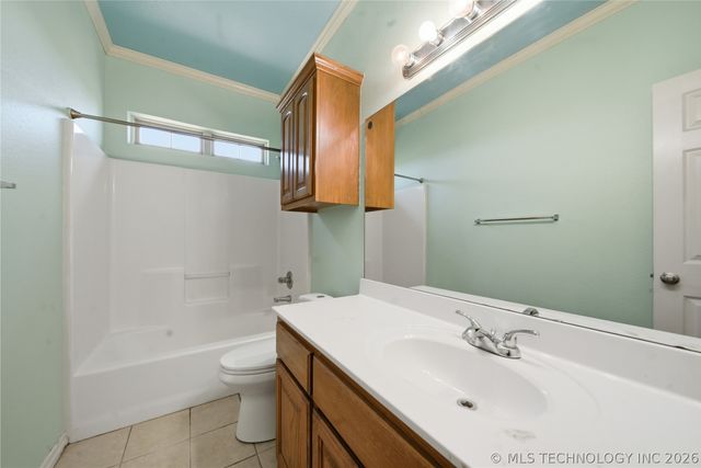 27362 E 146th Street S, Coweta, OK 74429