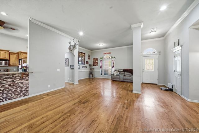 27362 E 146th Street S, Coweta, OK 74429
