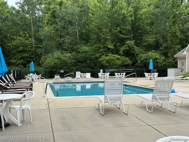 25938 Maritime Circle, Harrison Twp, MI 48045