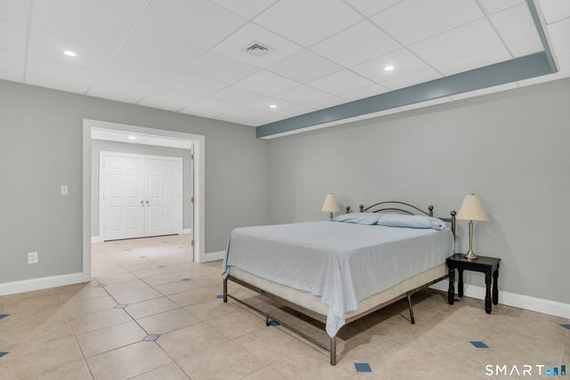 141 Putting Green Road, Trumbull, CT 06611