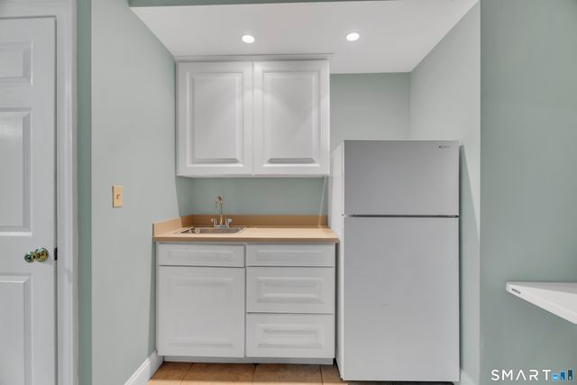 141 Putting Green Road, Trumbull, CT 06611