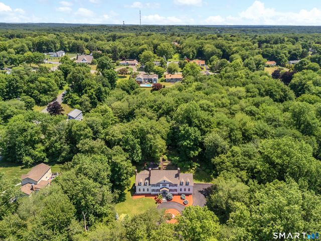 141 Putting Green Road, Trumbull, CT 06611