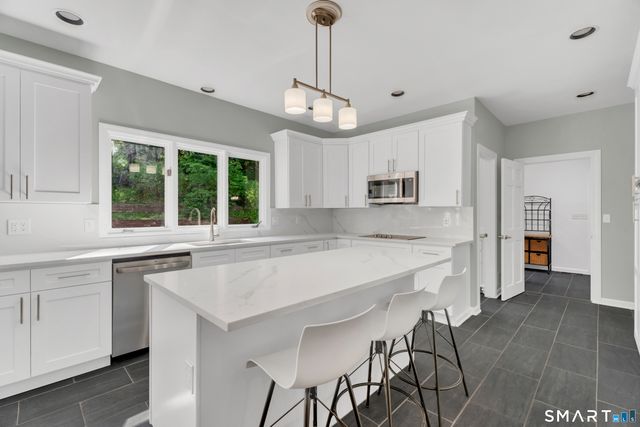 141 Putting Green Road, Trumbull, CT 06611