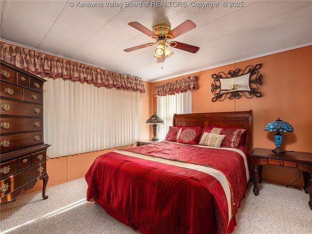 3102 Maple Street, Belle, WV 25015