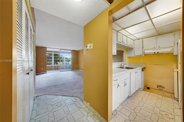 9330 Lime Bay Boulevard 209, Tamarac, FL 33321