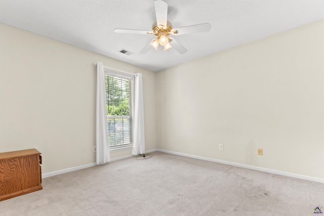 107 Forest Lawn, Bonaire, GA 31005