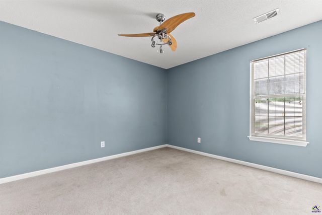 107 Forest Lawn, Bonaire, GA 31005