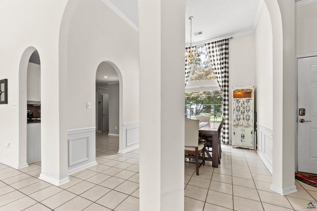 107 Forest Lawn, Bonaire, GA 31005