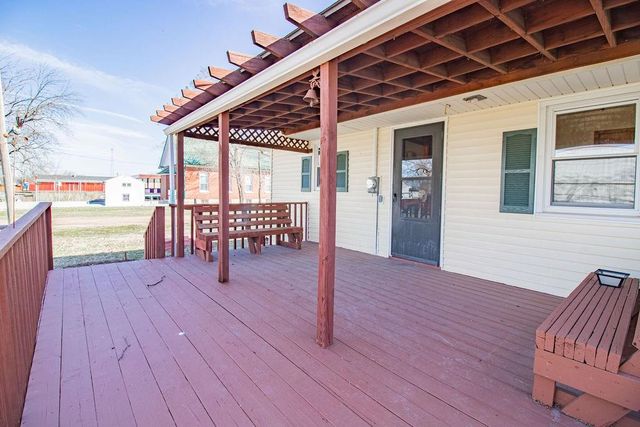 306 N lee Street, Leeton, MO 64761