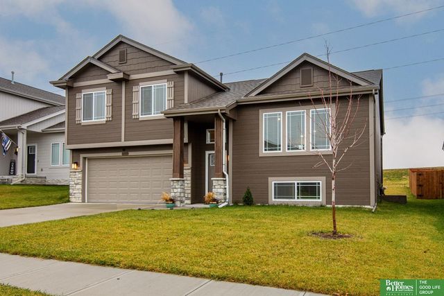 16929 Nebraska Avenue, Omaha, NE 68116