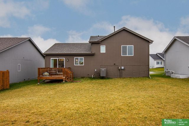 16929 Nebraska Avenue, Omaha, NE 68116