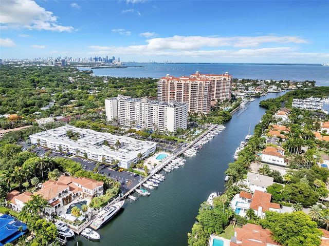 100 Edgewater Dr 240, Coral Gables, FL 33133