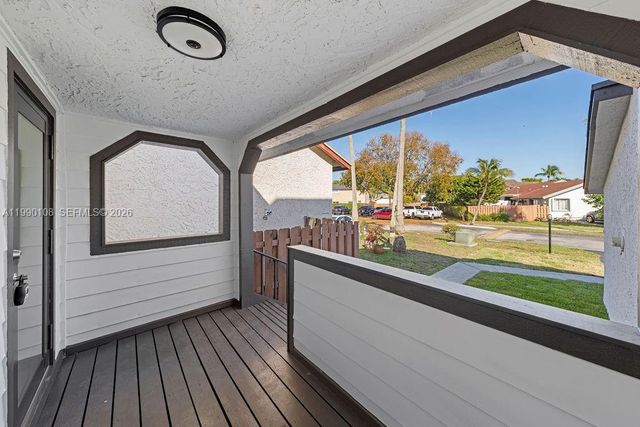 10510 SW 148th Ave Dr, Miami, FL 33196