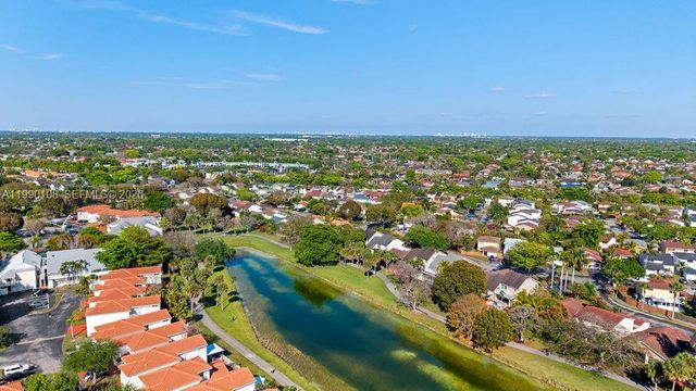 10510 SW 148th Ave Dr, Miami, FL 33196