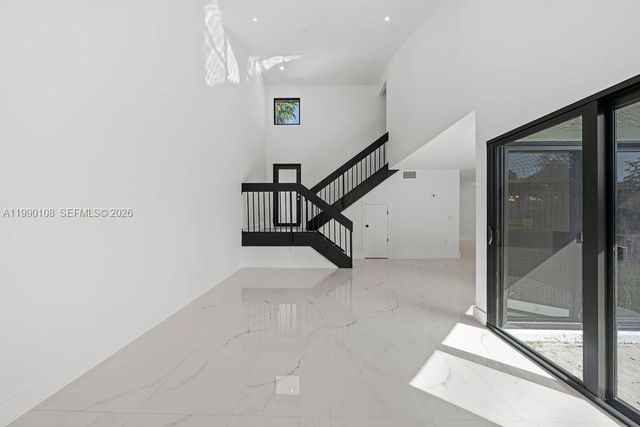 10510 SW 148th Ave Dr, Miami, FL 33196