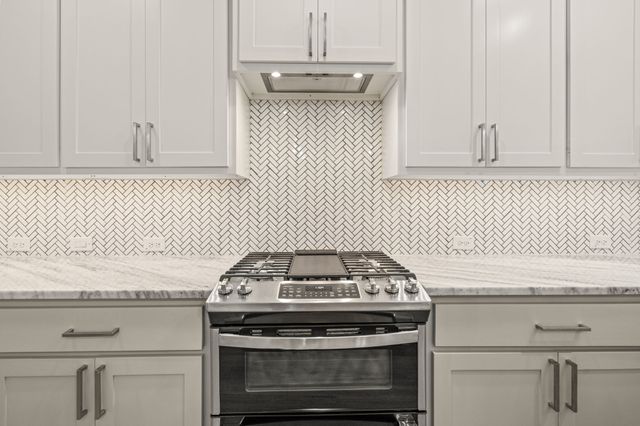 5618 Oaks Lane, Westworth Village, TX 76114