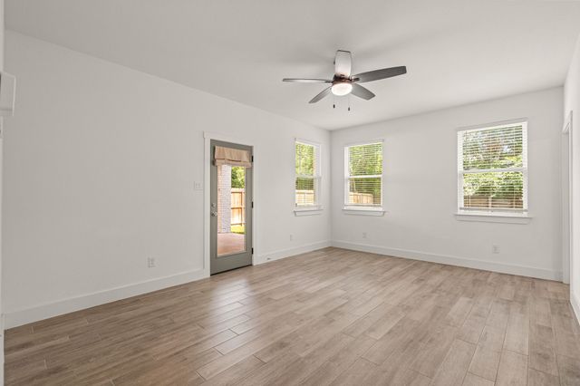 5618 Oaks Lane, Westworth Village, TX 76114