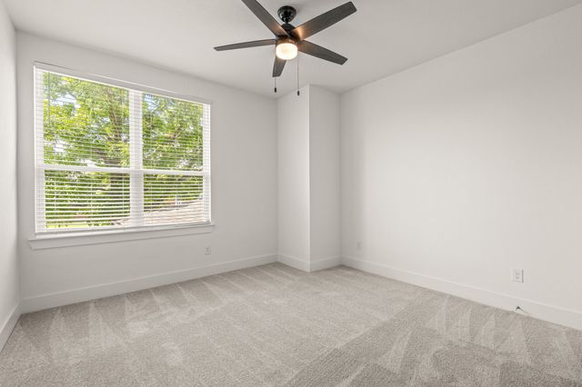 5618 Oaks Lane, Westworth Village, TX 76114