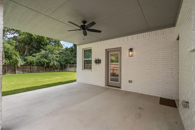 5618 Oaks Lane, Westworth Village, TX 76114