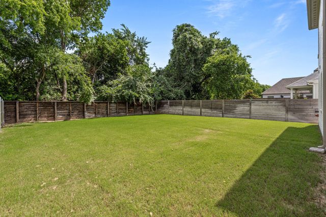 5618 Oaks Lane, Westworth Village, TX 76114